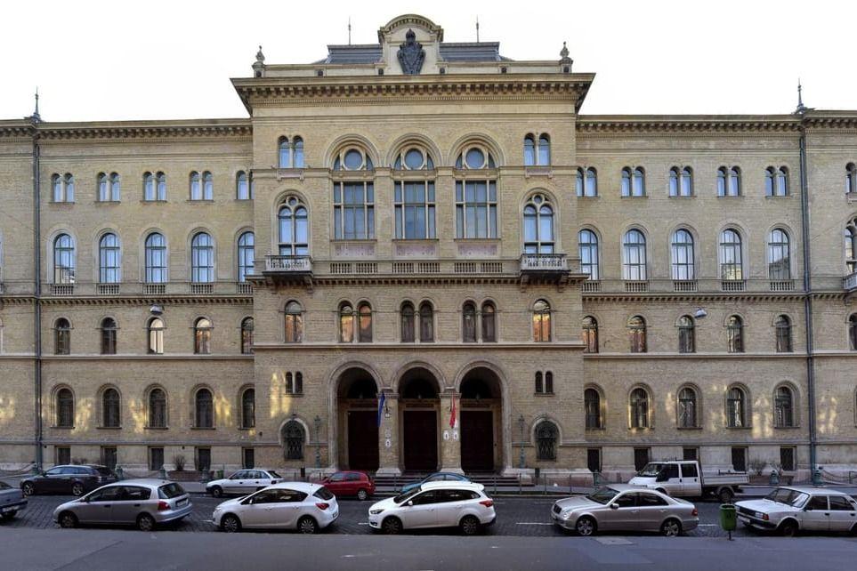 Sérelemdíjat kap az Átlátszó a Szuverenitásvédelmi Hivataltól, jó hírnevük megsértése miatt