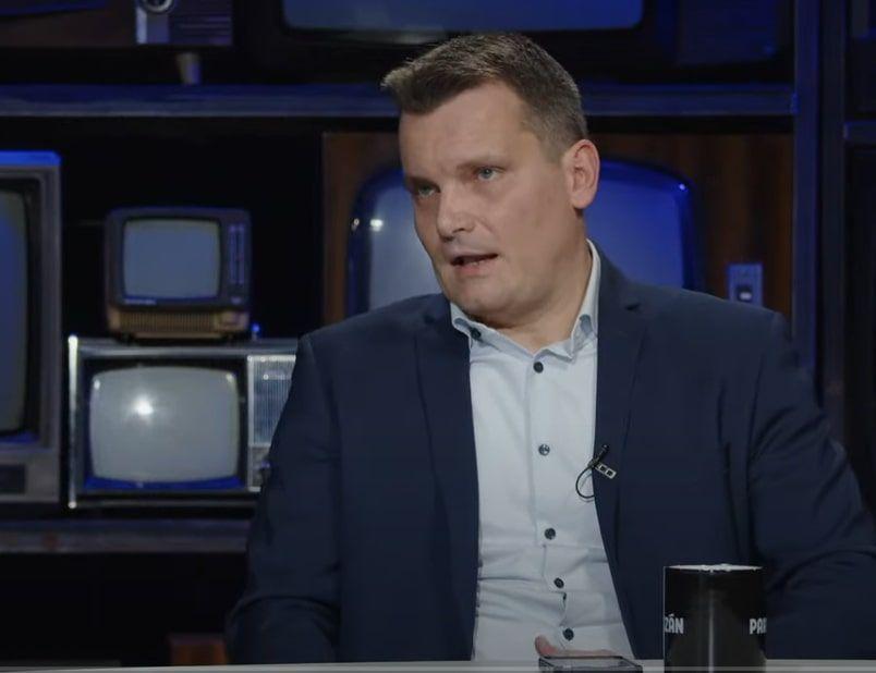 Lájkolta „véletlenül” Magyar Péter egyik bejegyzését az elnökségből kilépő KDNP-s