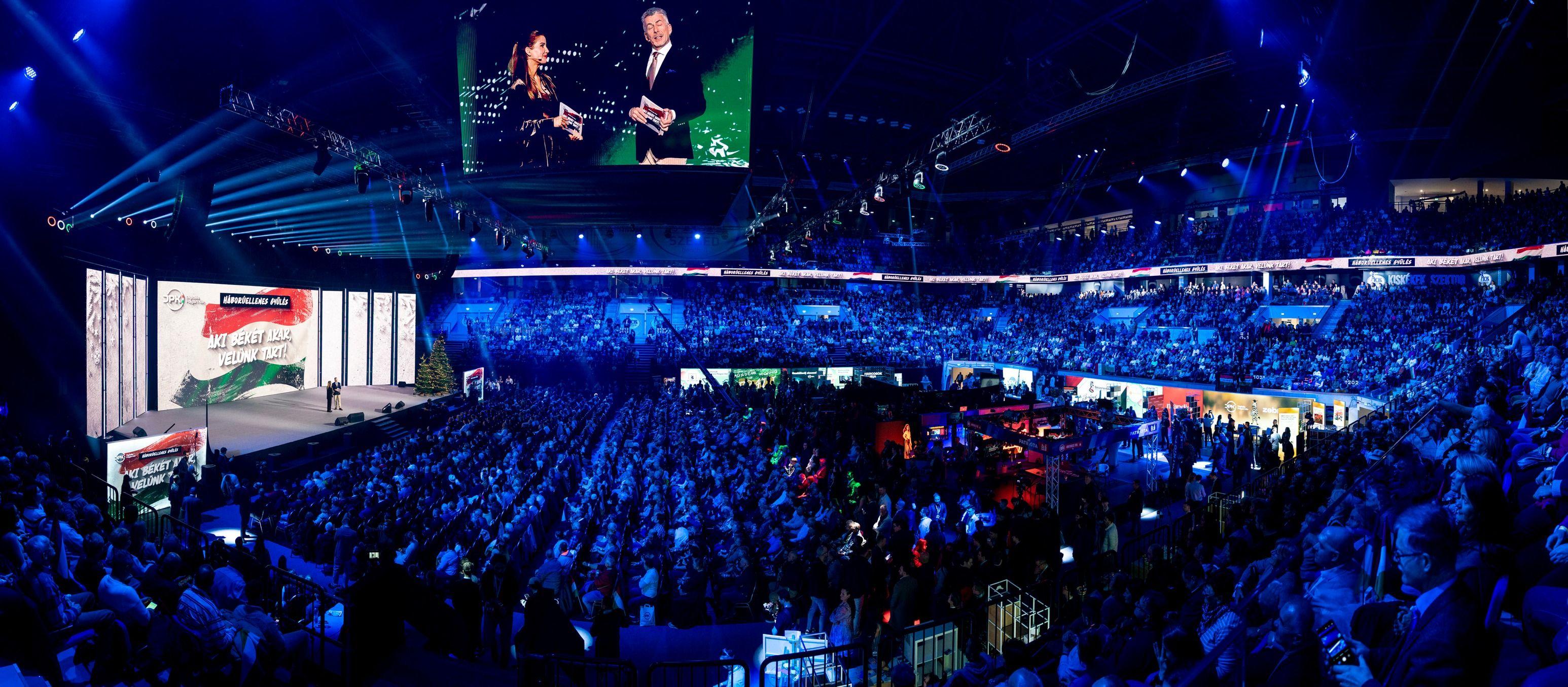 Félnek az idősek a háborútól, gyógyszert, élelmiszert halmoznak fel 