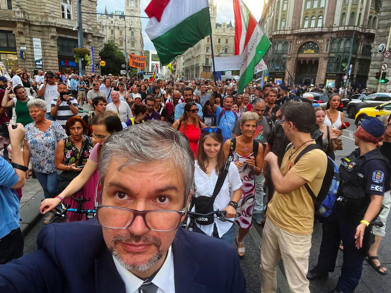 Hadházy Ákos nem szervez többé kedden tüntetést