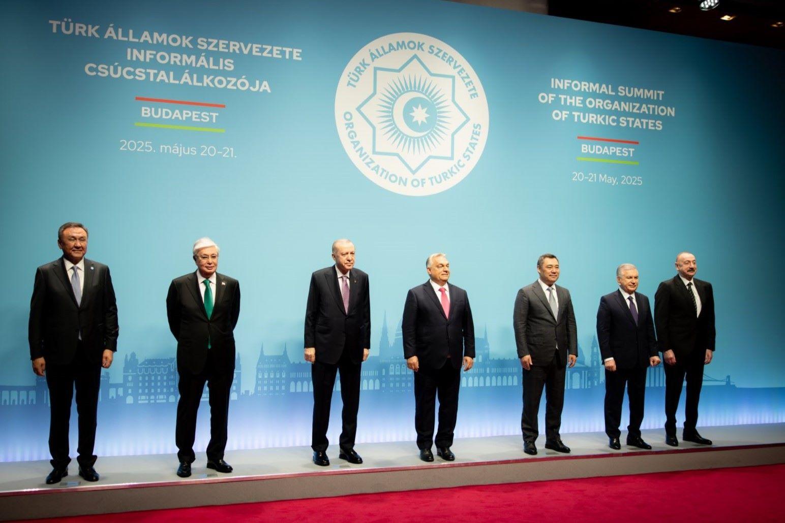 Kikkel is barátkozik Orbán Viktor a keleti nyitásra hivatkozva? 