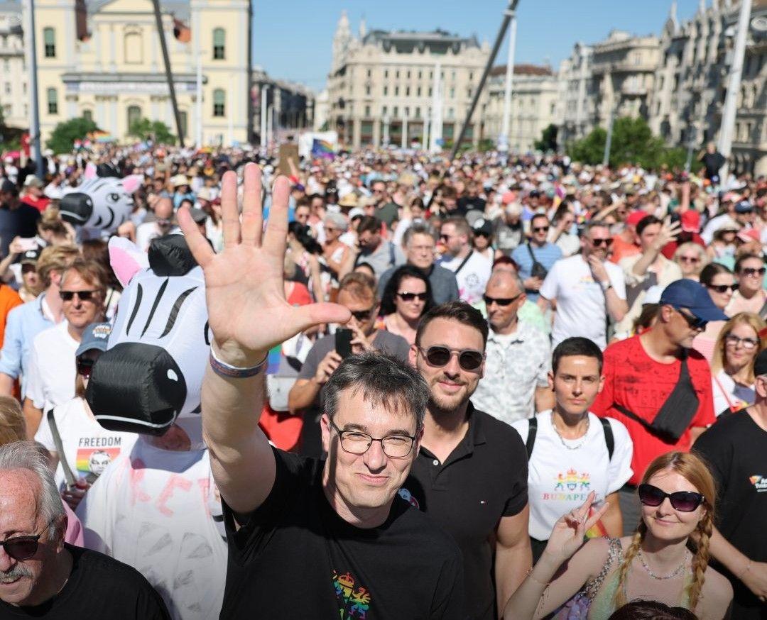 Felfüggesztették a Karácsony elleni büntetőeljárást - alkotmányossági kérdés lett a Pride miatti vádból