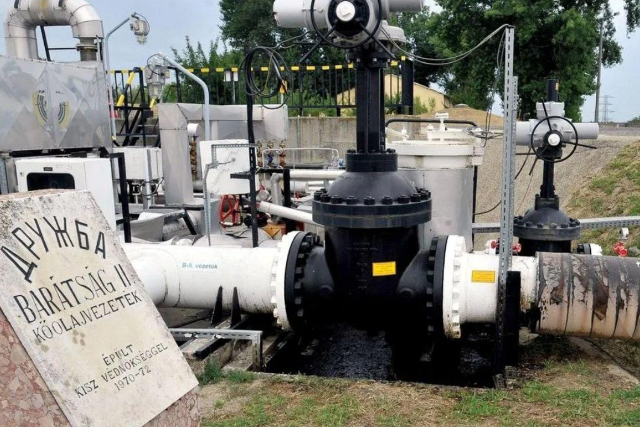 Áll a Barátság vezeték: stratégiai tartalékhoz nyúlhat Magyarország