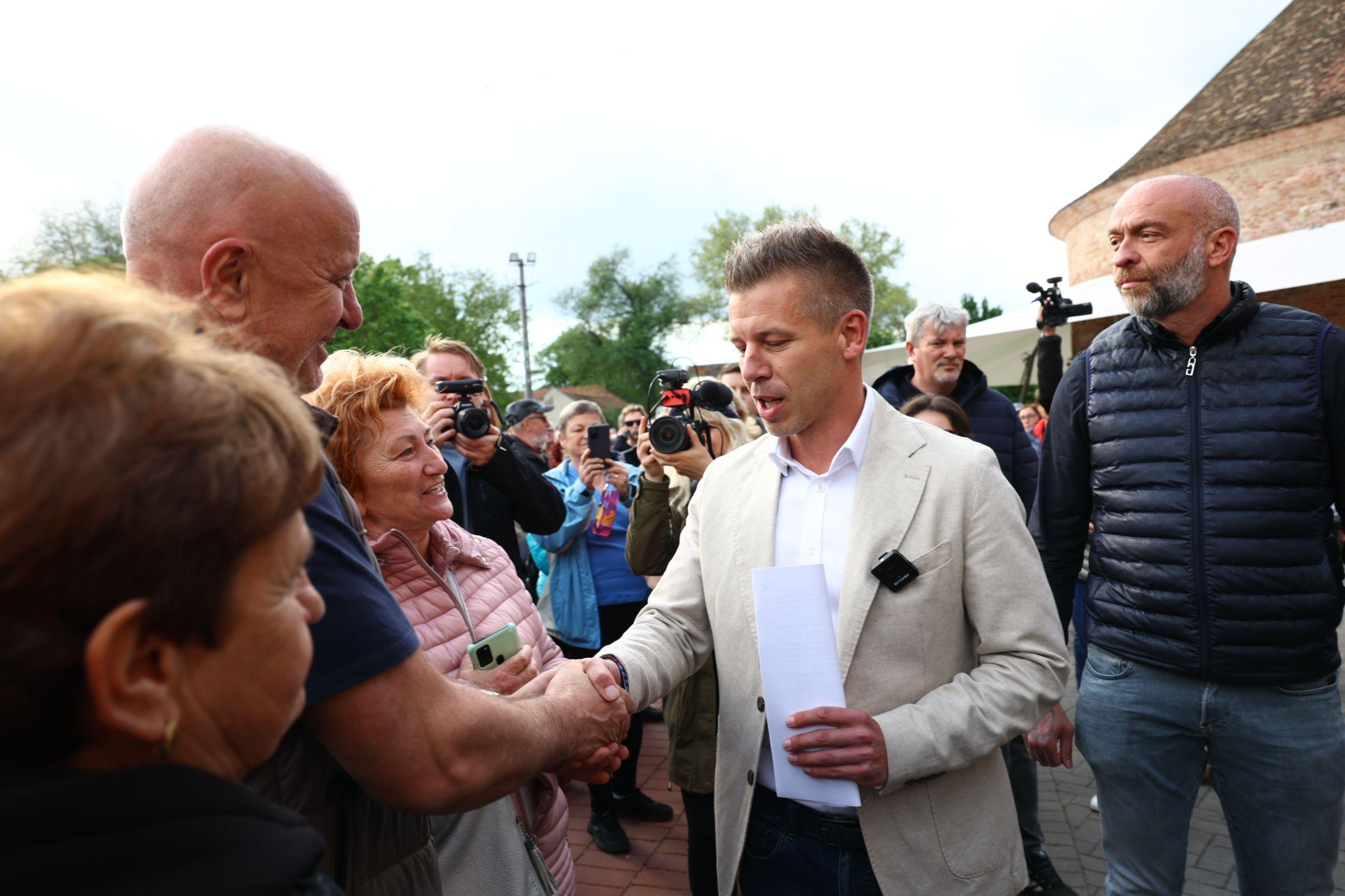 Út a kétharmadhoz – Békés egyik választókörzetében döntetlenre áll a Tisza és a Fidesz