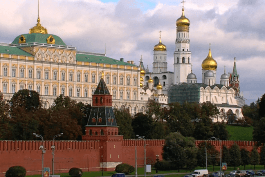 Moszkva környékén sorra kaszálják el az internet betiltása miatti tüntetéseket