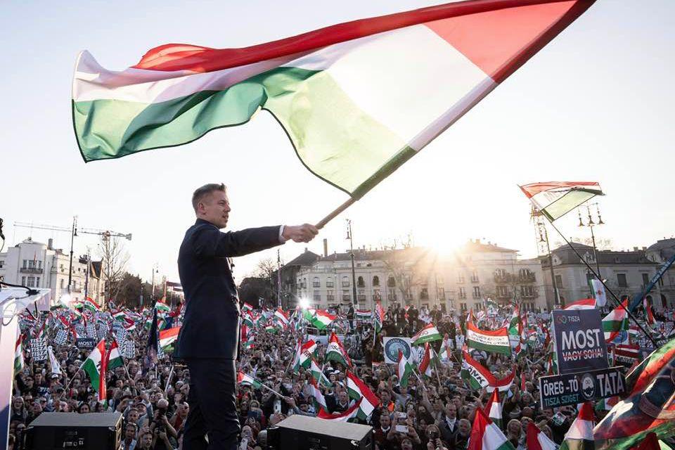 21 Kutatóközpont: tovább növelte a Fidesszel szembeni előnyét a Tisza Párt