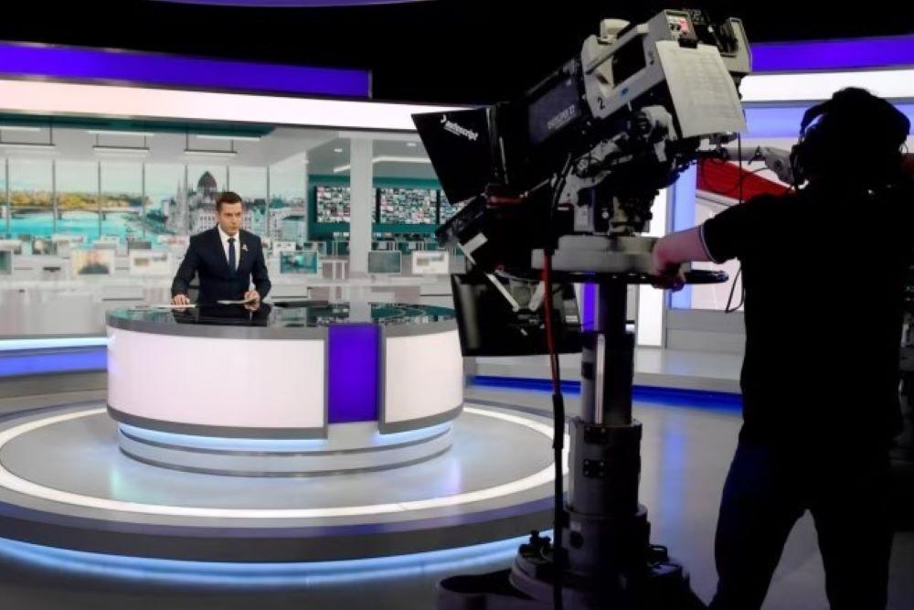 Parasztlázadás jobbágyokkal és hétszilvafás nemesekkel