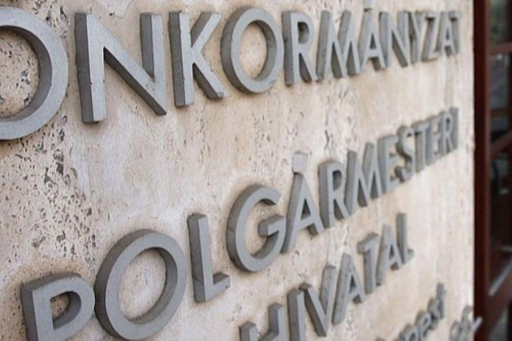 Még a fideszes vezetésű nagyvárosok kasszájába is alaposan belenyúlnának jövőre Orbánék