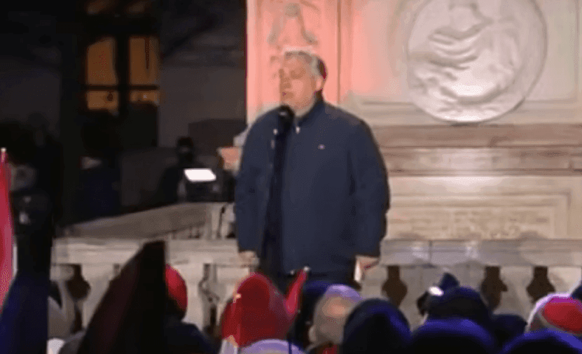 A tüntetőkkel kétségbeesetten kiabáló miniszterelnök még Magyar Pétert is meglepte