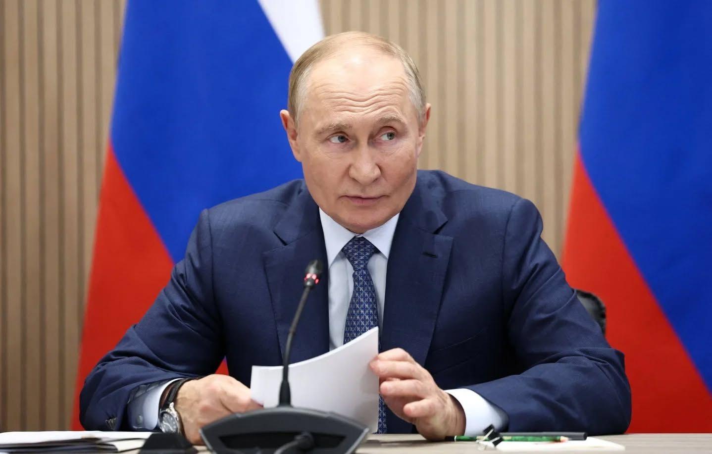 A Telegram-hadművelet: Putyin hasznos idiótáinak németországi toborzása