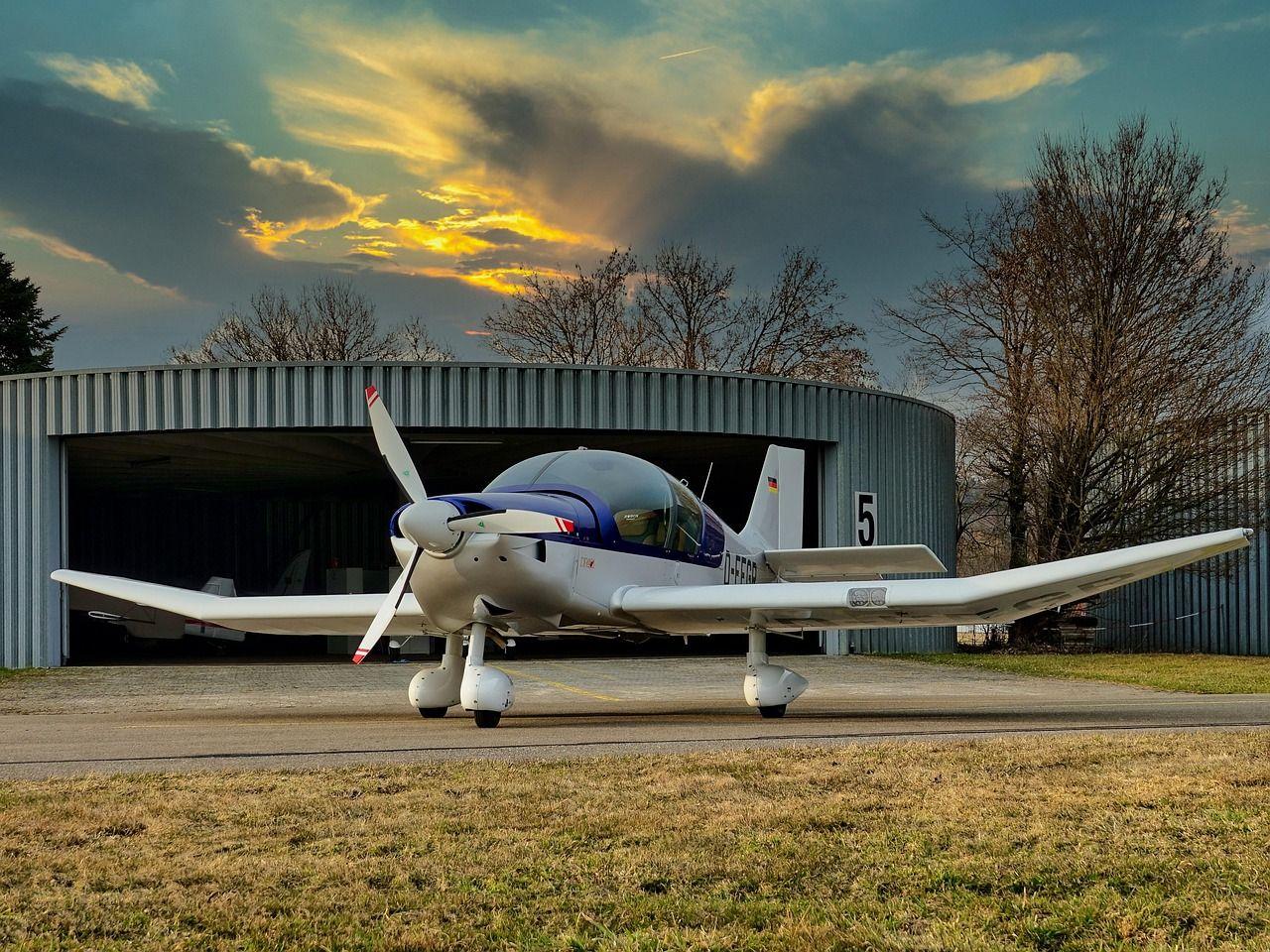 Csak a hangárból sikerült kiállni: a repülőrajt elmaradt