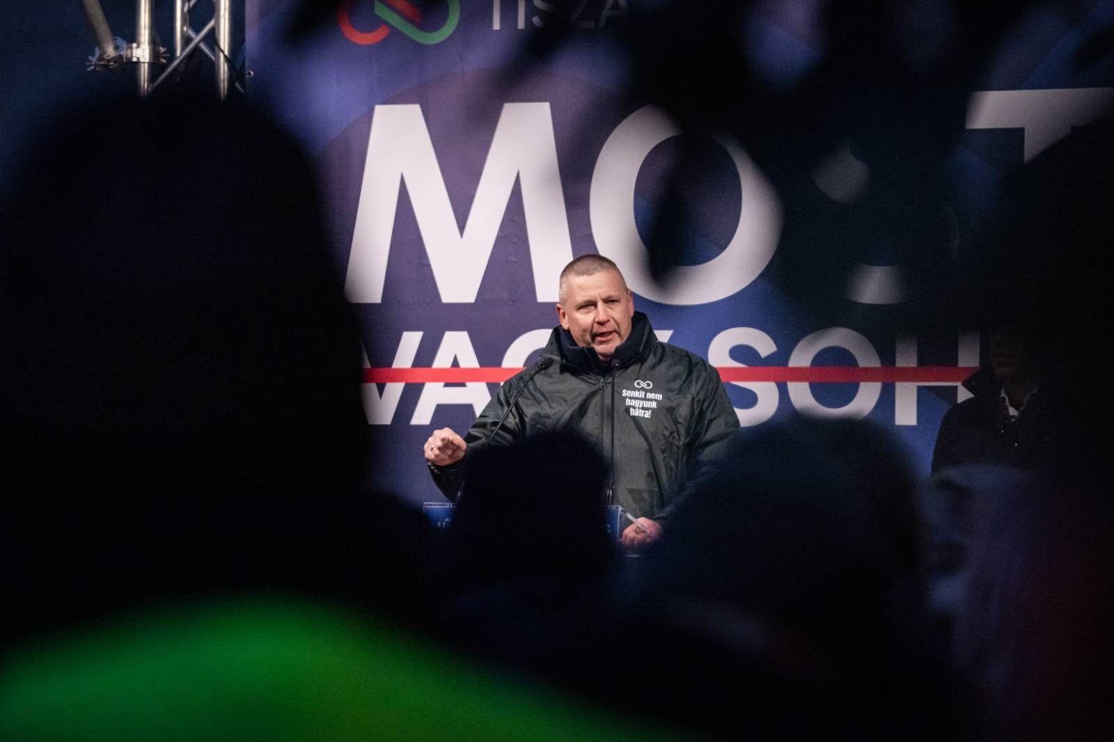 Már börtönnel fenyegetik Ruszin-Szendi Romuluszt a kötcsei eset miatt