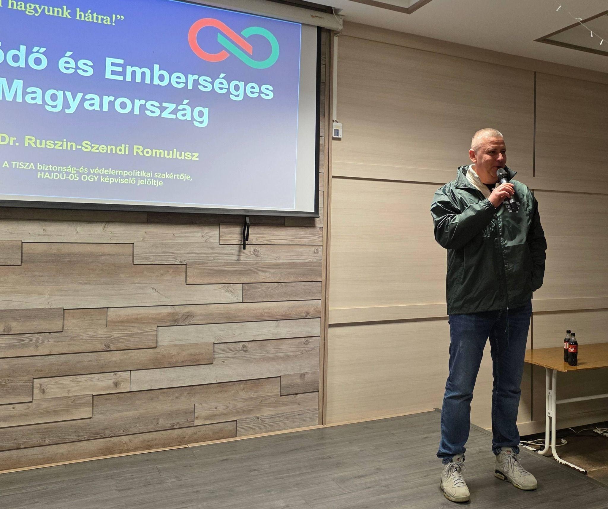 Fideszes fellegvárban cáfolta a kormányzat állításait Ruszin-Szendi Romulusz