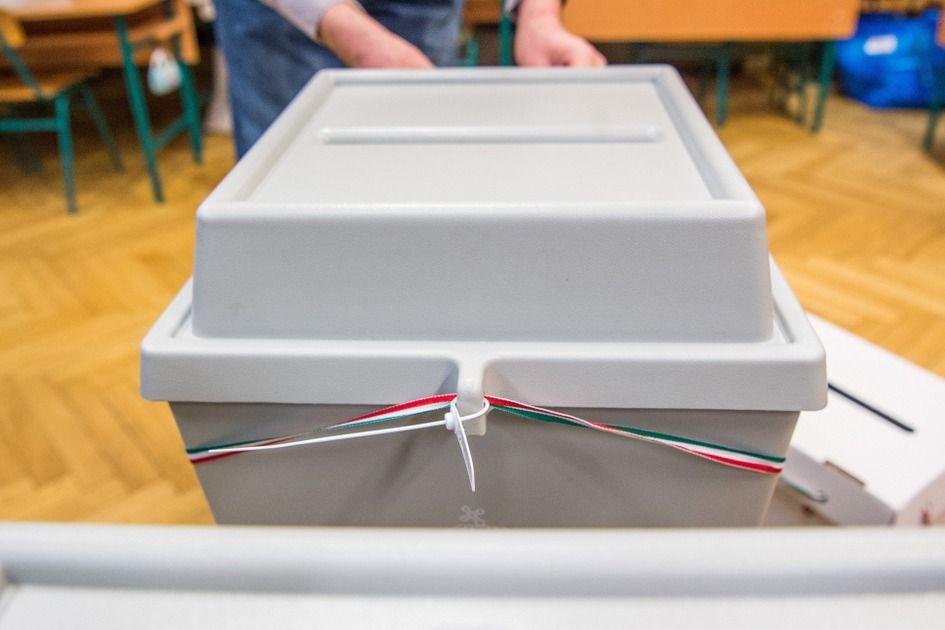 EBESZ-megfigyelők ellenőrizhetik az áprilisi választást: egyenlőtlen feltételekre figyelmeztet a szervezet