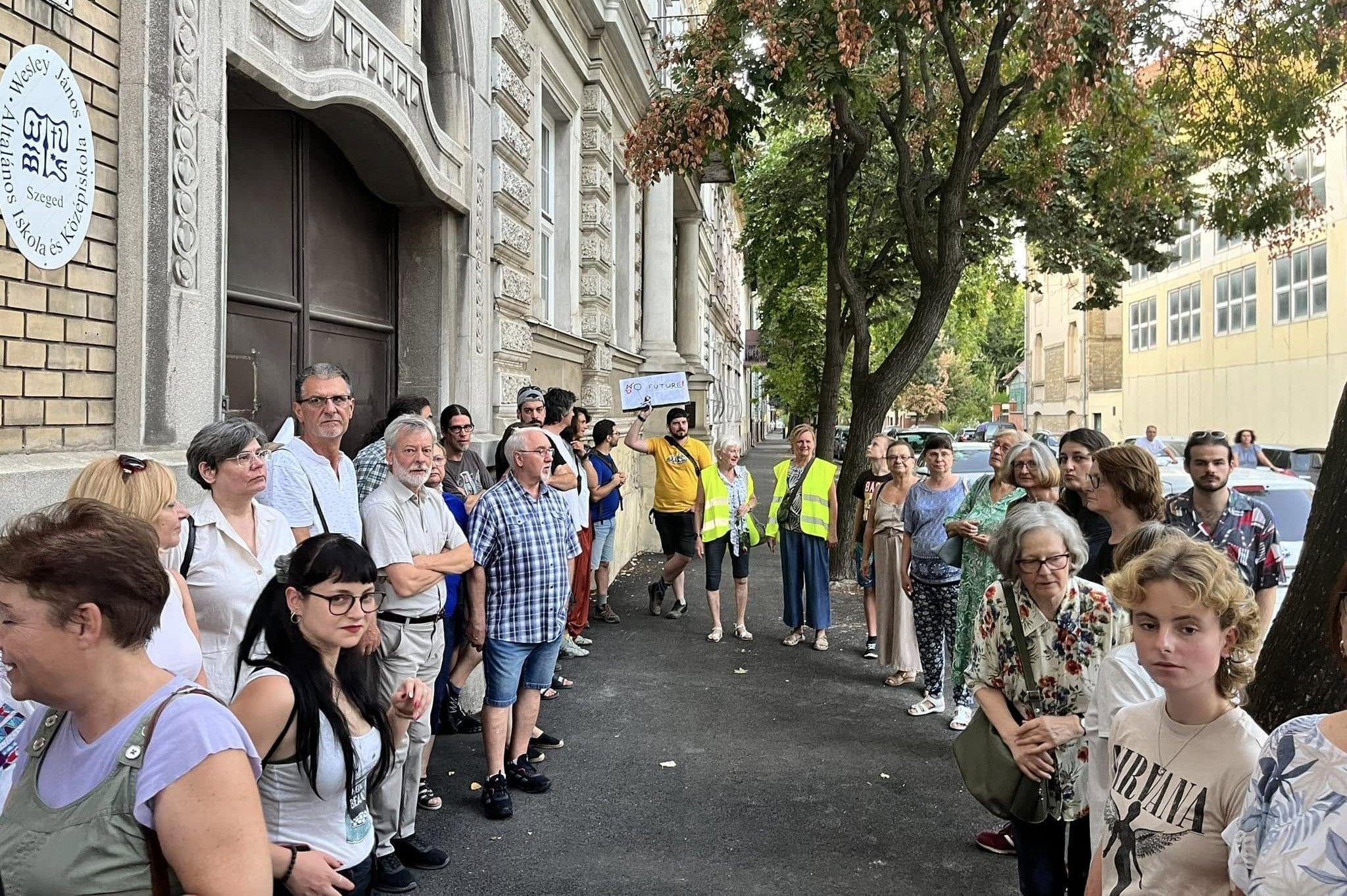 Nem engedi a kormányhivatal, hogy újrainduljon Iványi Gábor szegedi iskolája