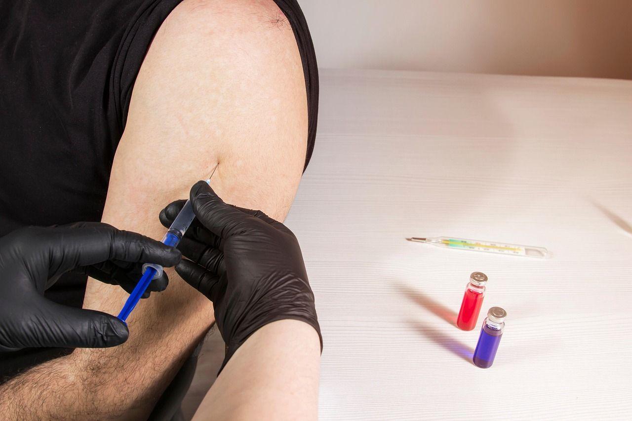 Már két hete elfogyott az influenza elleni védőoltás, a magas kockázatúaknak sem jutott  