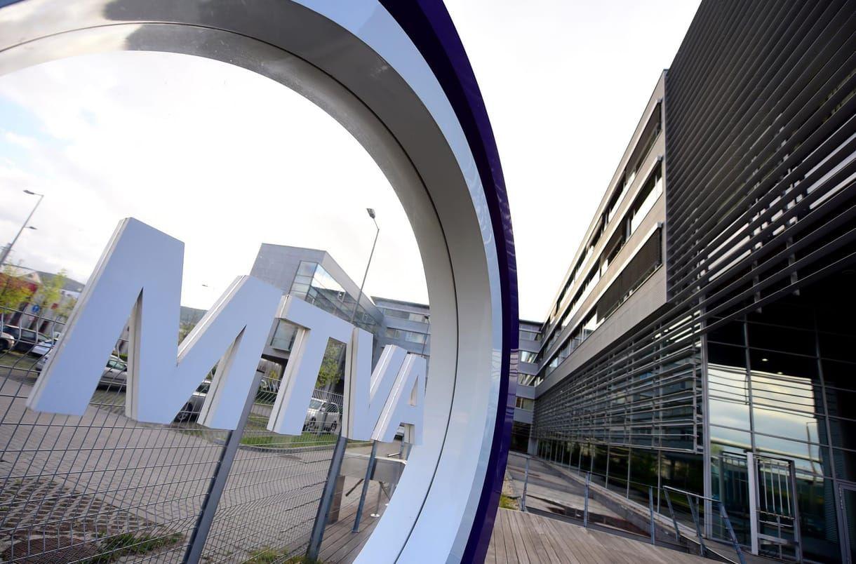  Kétharmad kell a Tiszának ahhoz, hogy a köztévé lemenjen feketébe