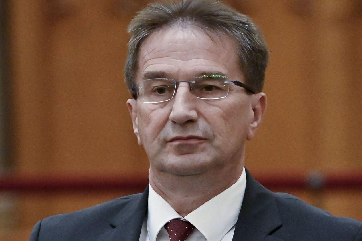 Fegyelmi eljárás küszöbén Völner Pál: kérdéses az ügyvédi praxis folytatása
