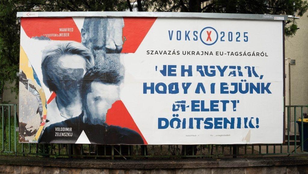 Polgármestereket zsarolhatnak, hogy részt vegyenek a kormánypropagandában