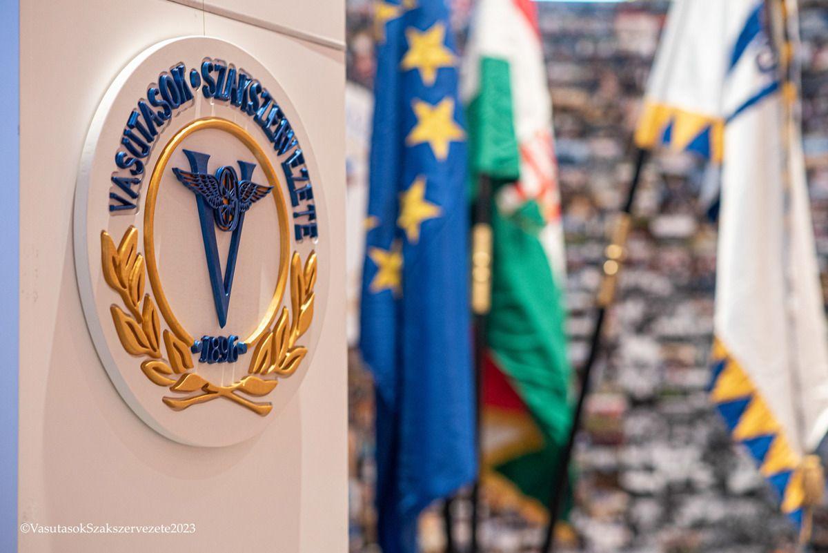 A korkedvezményes nyugdíj visszaállítását sürgeti a Vasutasok Szakszervezete