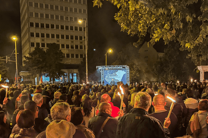 Isten mentsen a „jóízű rendszerváltástól”